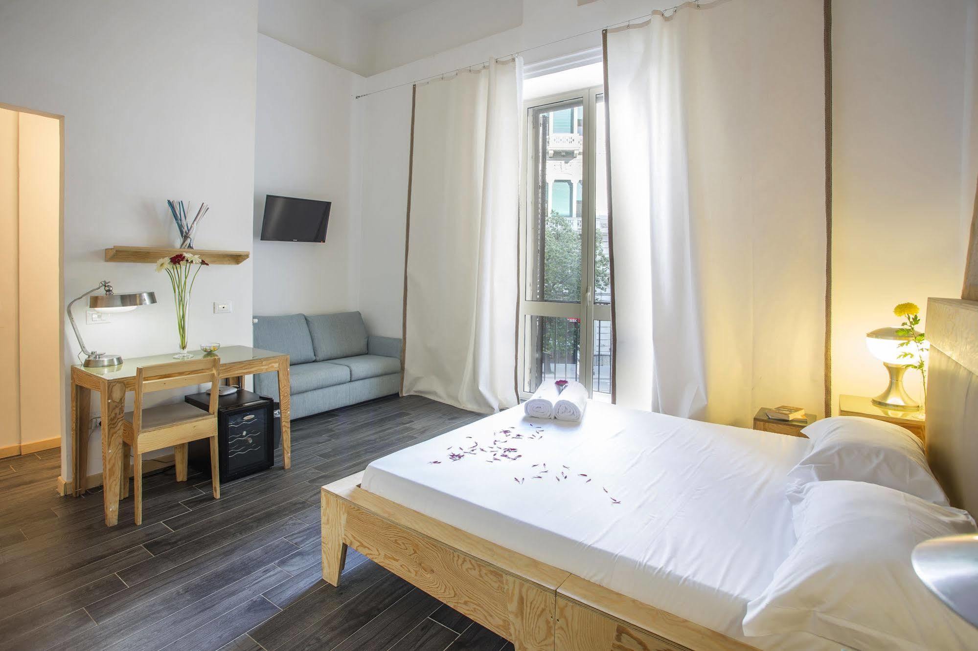 Aquarooms Luxury Suites Палермо Екстериор снимка